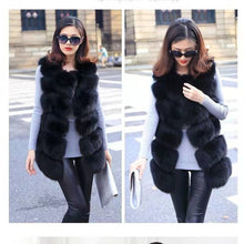 Load image into Gallery viewer, 2019 ladies new natural fox fur square vest real fur vest casual fashion European autumn and winter street style