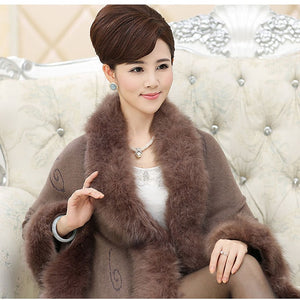 Fashion Autumn Winter Women Faux Fur Coat Leather Grass Fox Fur Collar Ponchos And Capes Lady Shawl Cape Wool Fur Coat