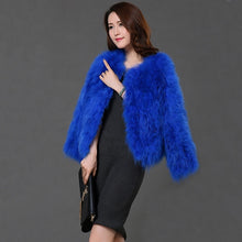 Load image into Gallery viewer, Pudi 2019 new women candy color Ostrich real  fur coat lady Turkey hair free shipping casual short jacket parka CT902