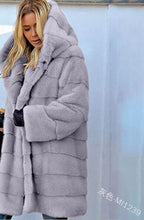 Load image into Gallery viewer, New Fashion Real Mink Fur Winter Coat For Women With Hoods Nature Full Pelt Fur Luxury Jackets Black Overcoat Trench