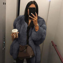 Load image into Gallery viewer, Winter warm Plush Teddy Coat Luxury Soft Fur Jacket Coat High Quality Women Thick Faux fur Coat